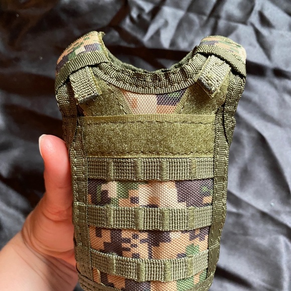 Tactical bottle coozie - Picture 5 of 6